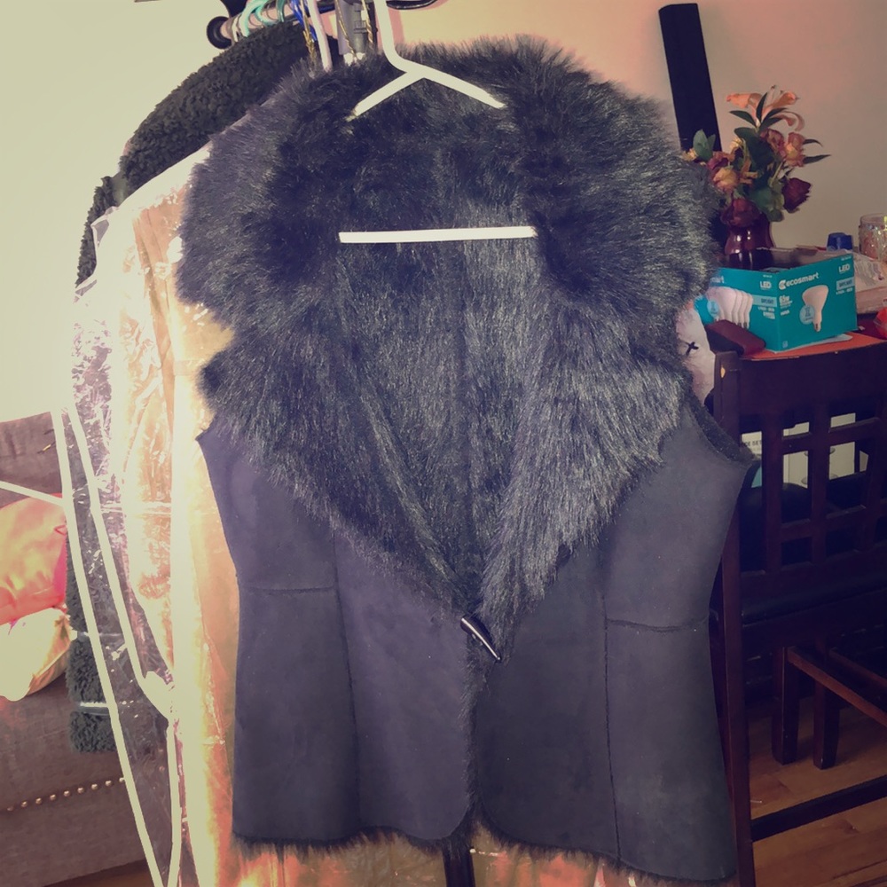 Reversible suede faux fur vest